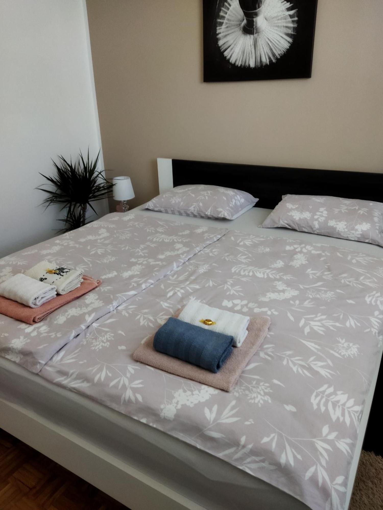 Apartma Jerman - Cerknica Buitenkant foto